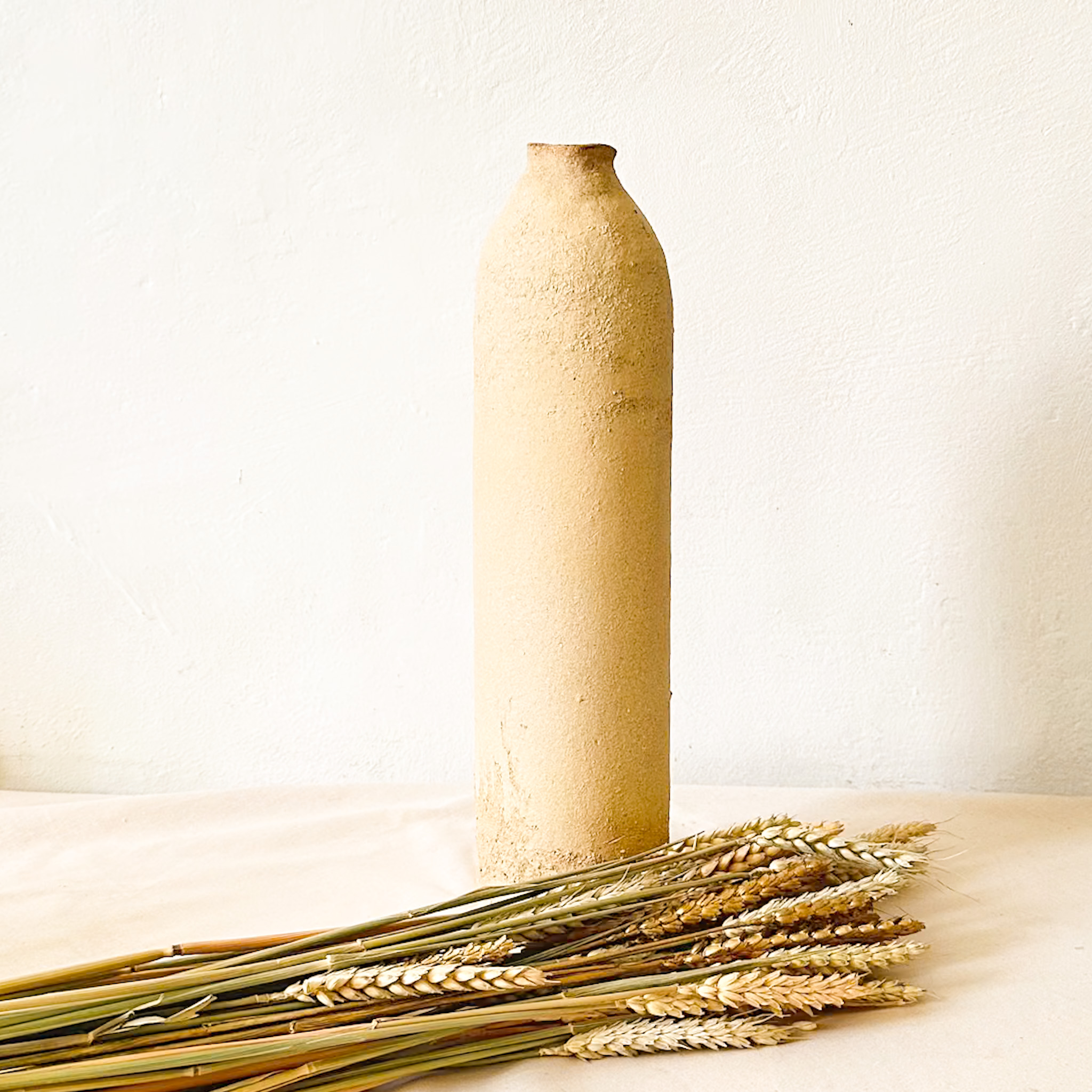 Vase terre brute bords or – Image 2